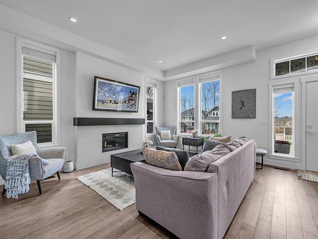 Photo 4 of 2136 164 A Street, Surrey BC