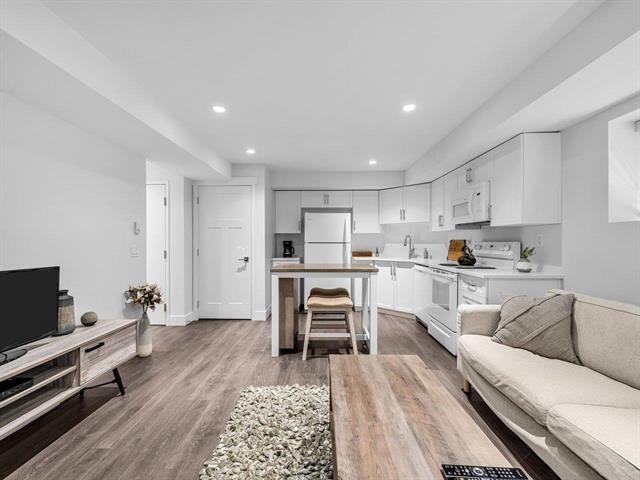 Photo 29 of 2136 164 A Street, Surrey BC