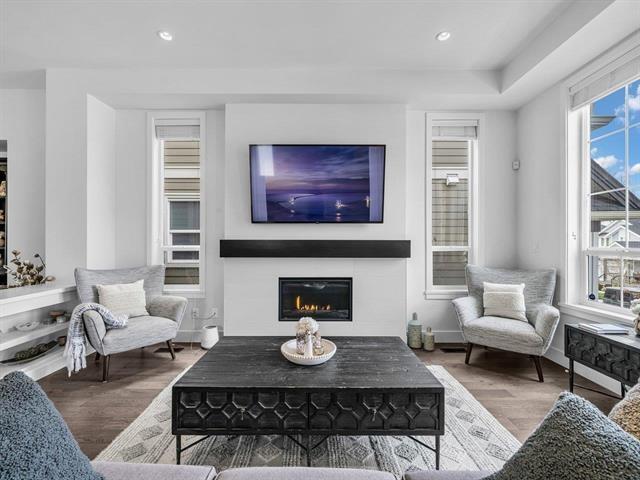 Photo 5 of 2136 164 A Street, Surrey BC