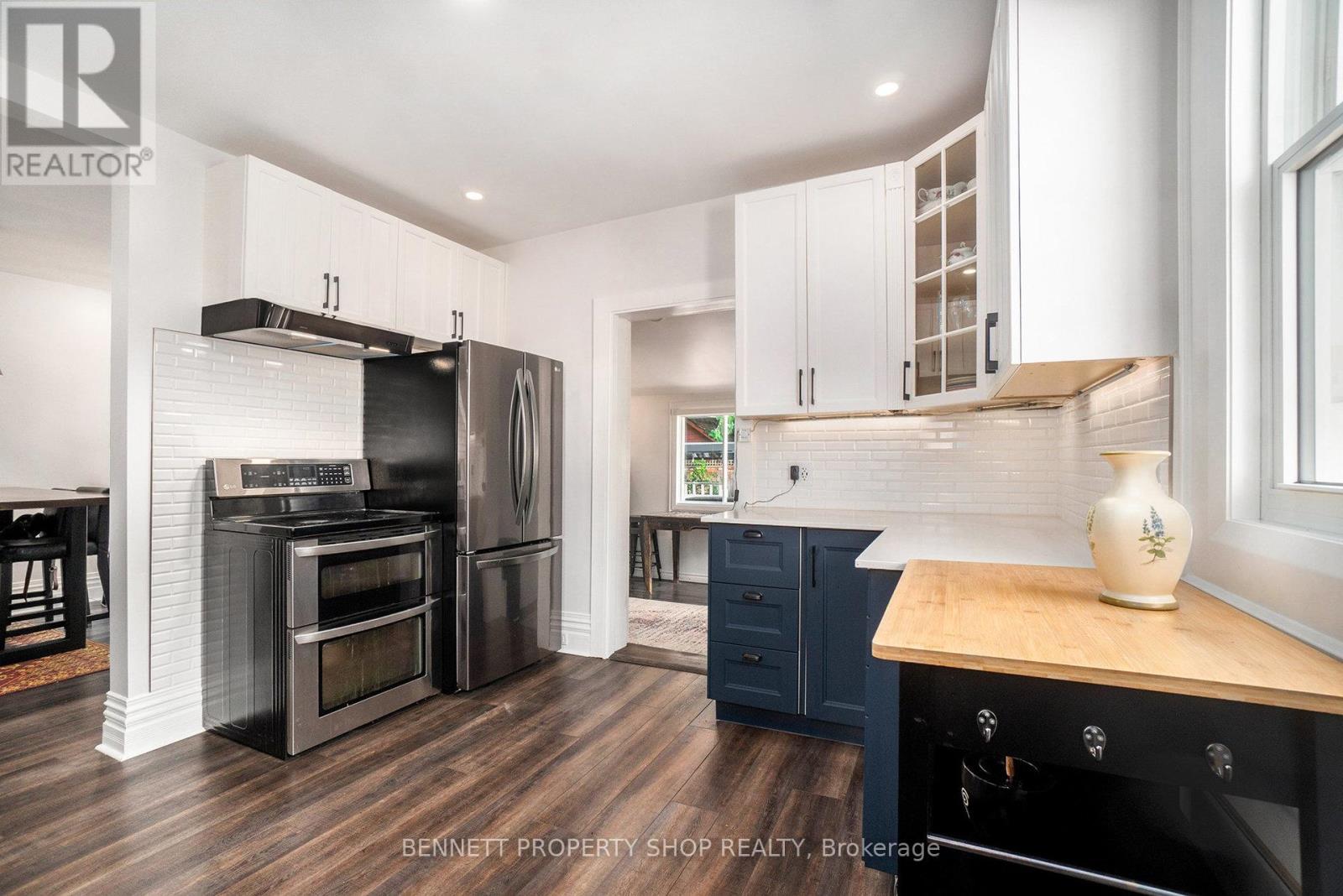 Photo 13 of 60 Melrose Avenue, Ottawa ON
