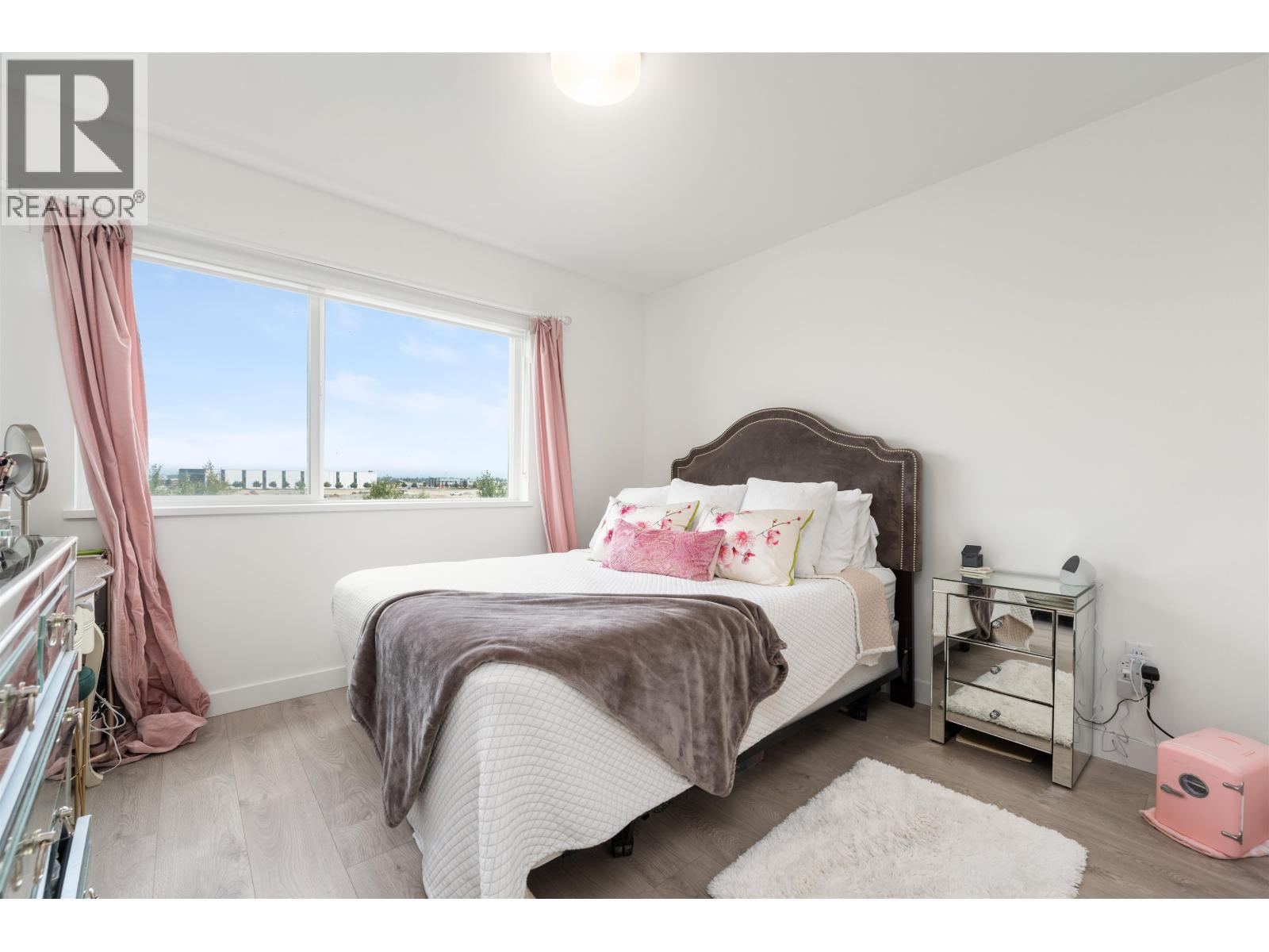 Photo 15 of 43 4375 Cormorant Way, Tsawwassen BC