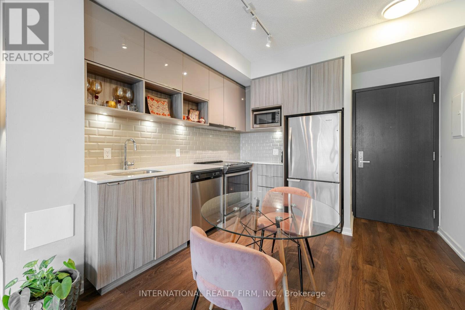 Photo 31 of 303 52 Forest Manor Road, Toronto ON