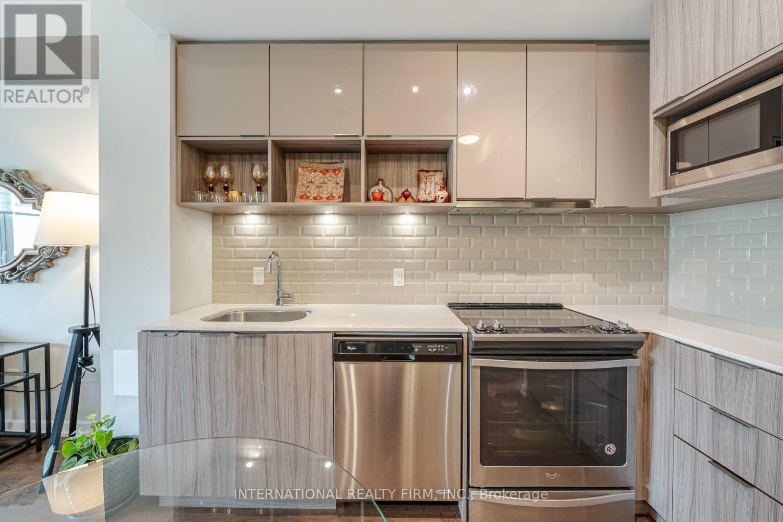Photo 29 of 303 52 Forest Manor Road, Toronto ON