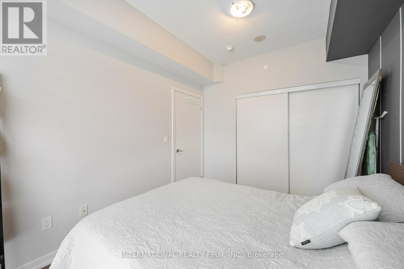 Photo 14 of 303 52 Forest Manor Road, Toronto ON
