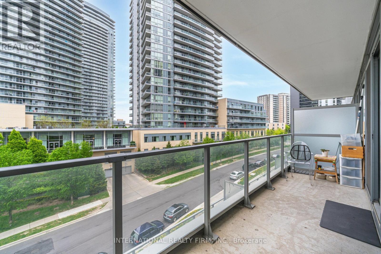 Photo 25 of 303 52 Forest Manor Road, Toronto ON