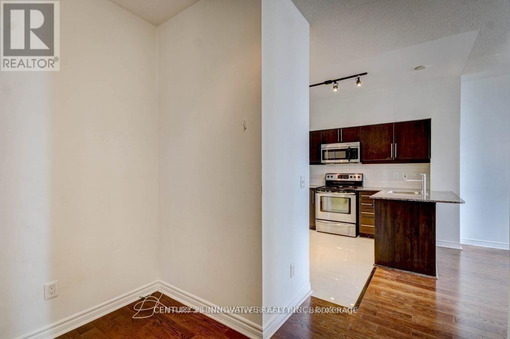 Photo 9 of Ph 1501 2885 Bayview Avenue, Toronto ON