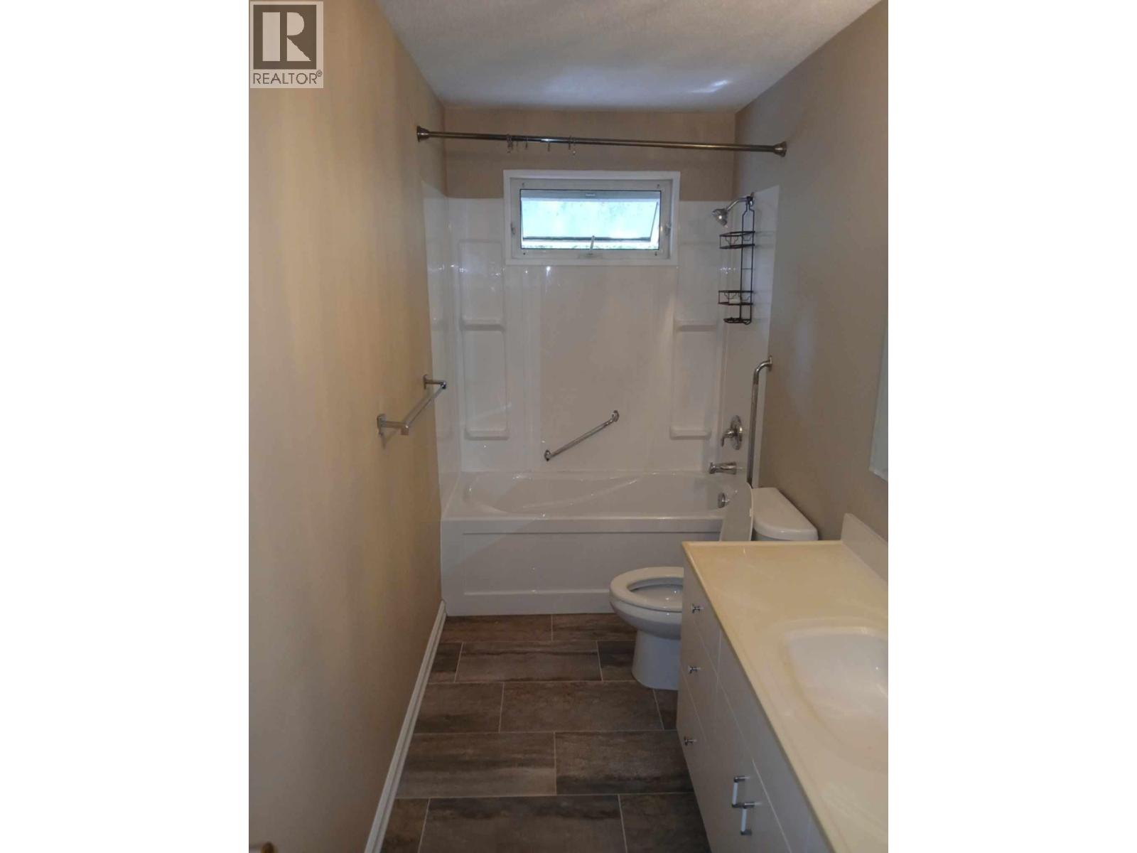 217 CRYSDALE DRIVE, Mackenzie