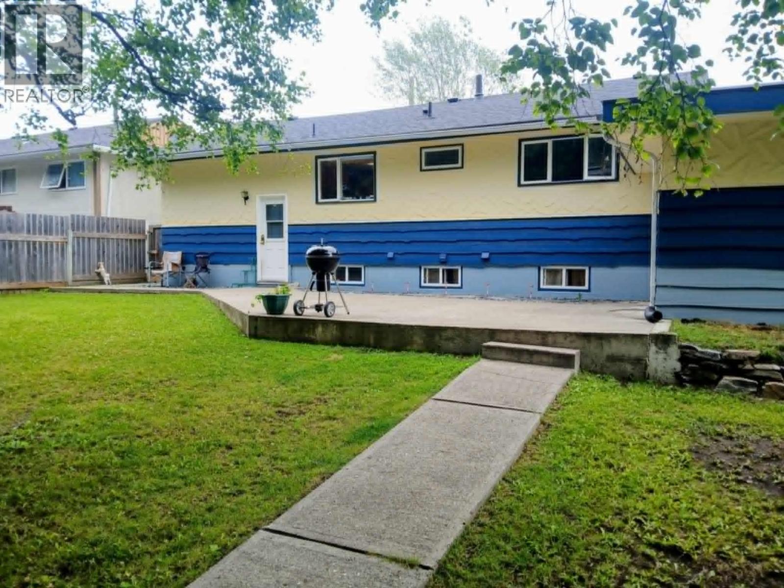 217 CRYSDALE DRIVE, Mackenzie