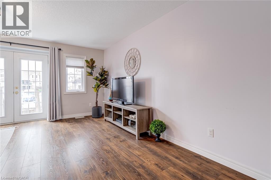 Photo 13 of 630 Woodlawn Road E Unit A, Guelph ON