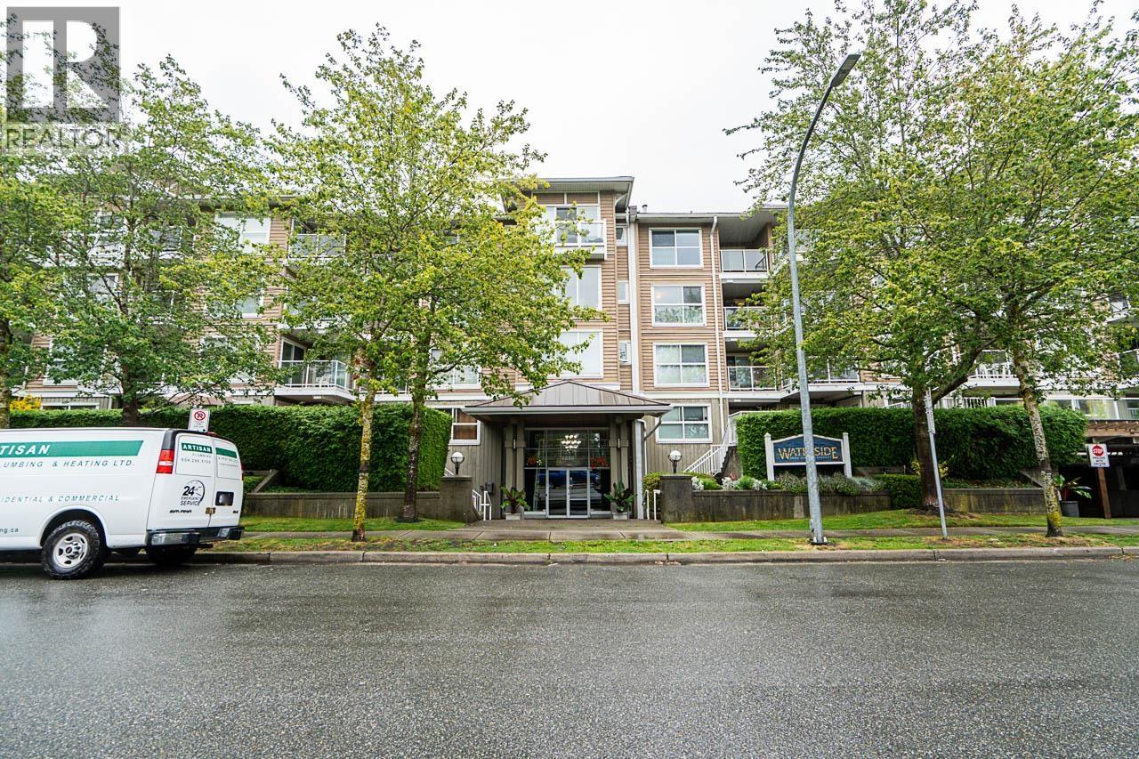 Photo 2 of 209 5880 Dover Crescent, Richmond BC