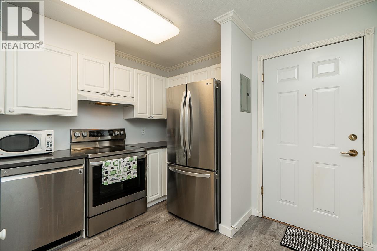 Photo 10 of 209 5880 Dover Crescent, Richmond BC