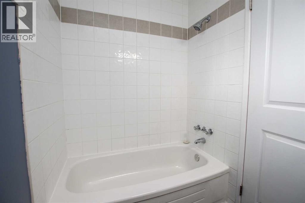 Photo 20 of B 3 35 Nash Street, Red Deer AB