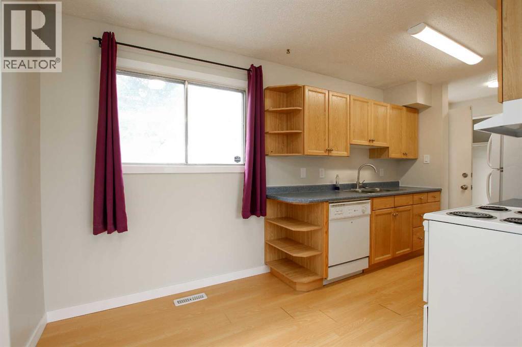 Photo 24 of B 3 35 Nash Street, Red Deer AB