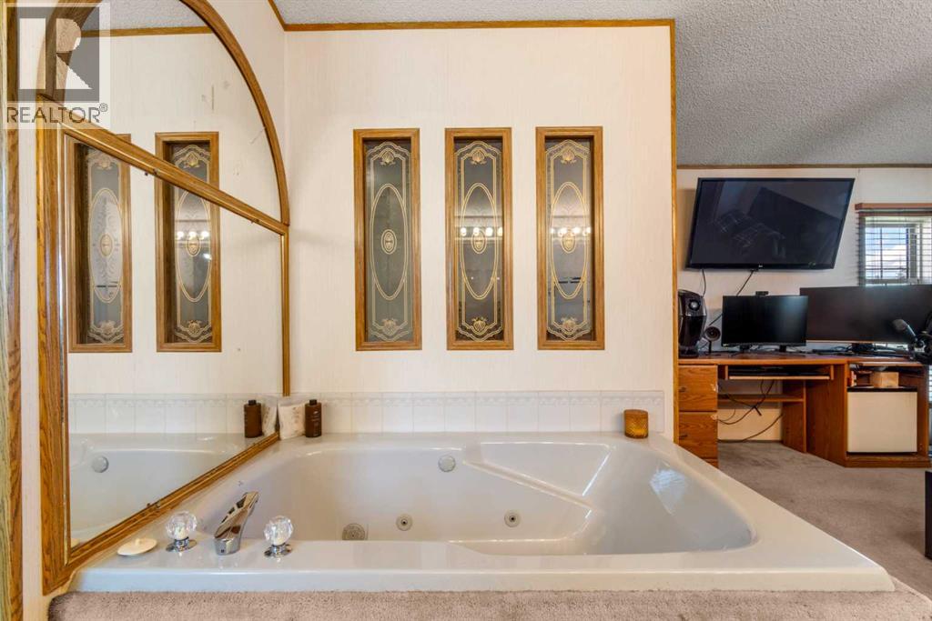 Single Family House Mobile Home for Sale in  Erin Woods Circle SE Erin Woods Calgary 
