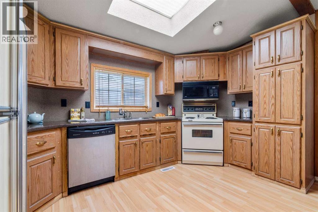 Single Family House Mobile Home for Sale in  Erin Woods Circle SE Erin Woods Calgary 