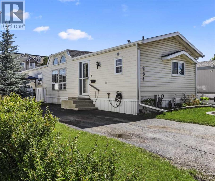 Single Family House Mobile Home for Sale in  Erin Woods Circle SE Erin Woods Calgary 