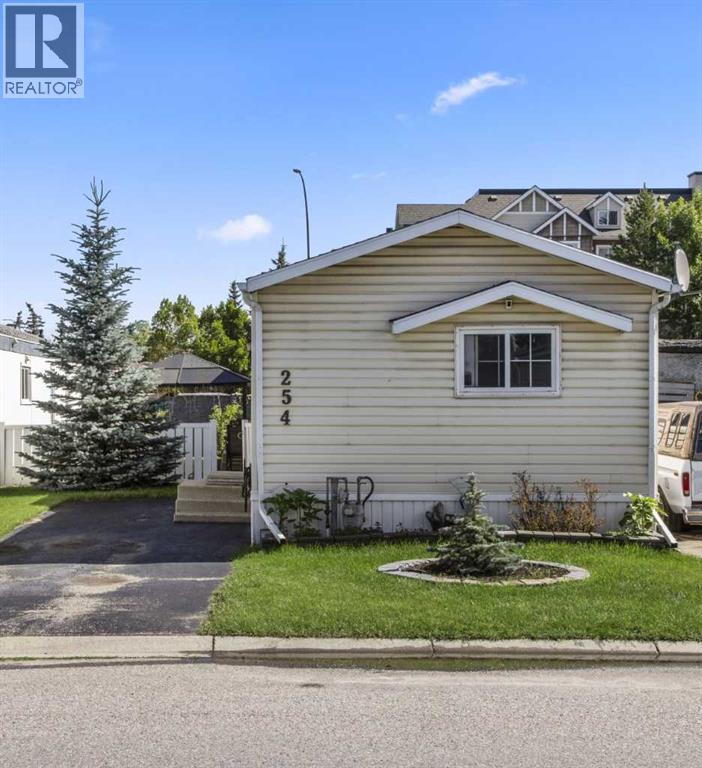 Single Family House Mobile Home for Sale in  Erin Woods Circle SE Erin Woods Calgary 