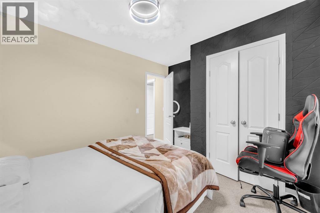 Photo 17 of 151 Marthas Meadows Close Ne, Calgary AB
