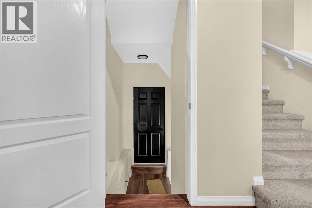 Photo 10 of 151 Marthas Meadows Close Ne, Calgary AB