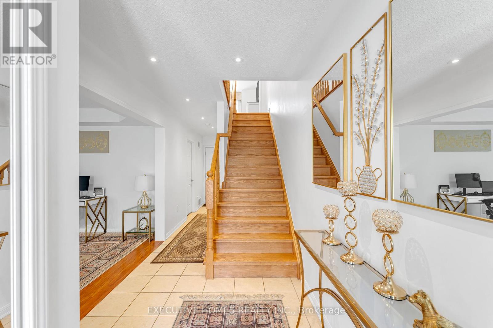 Photo 11 of 2478 William Jackson Drive, Pickering ON