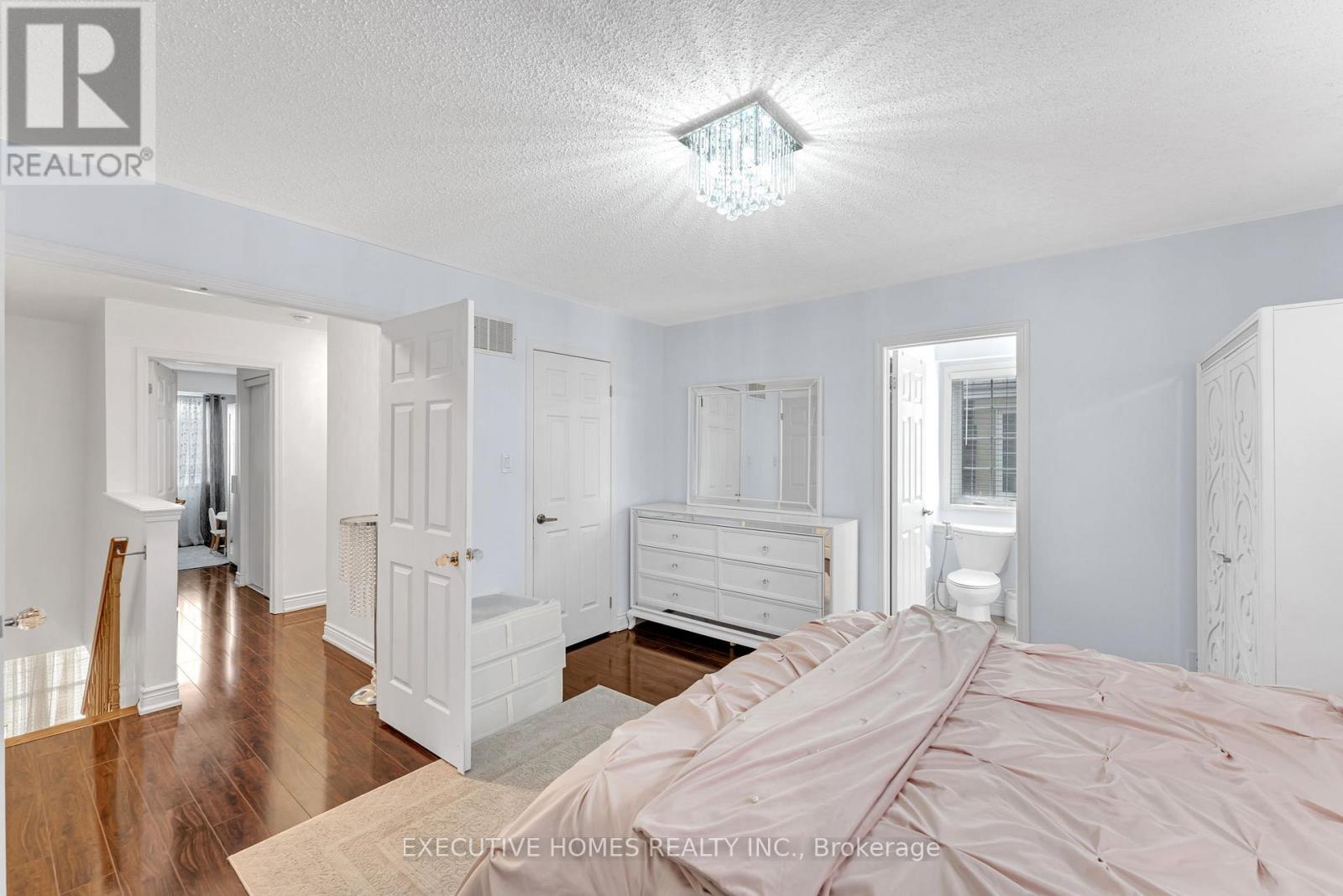 Photo 16 of 2478 William Jackson Drive, Pickering ON