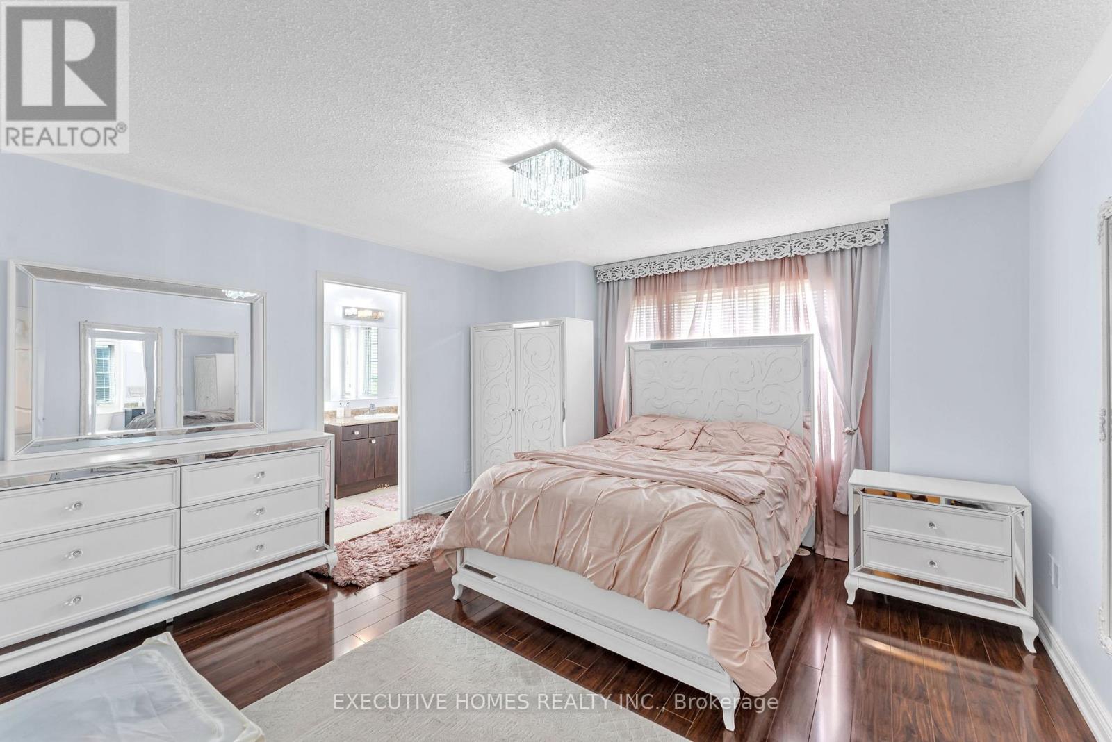 Photo 19 of 2478 William Jackson Drive, Pickering ON