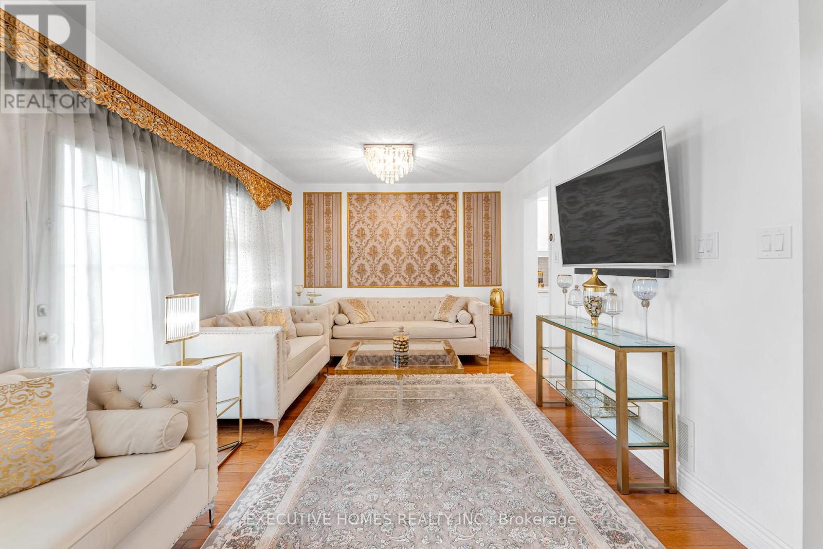 Photo 22 of 2478 William Jackson Drive, Pickering ON