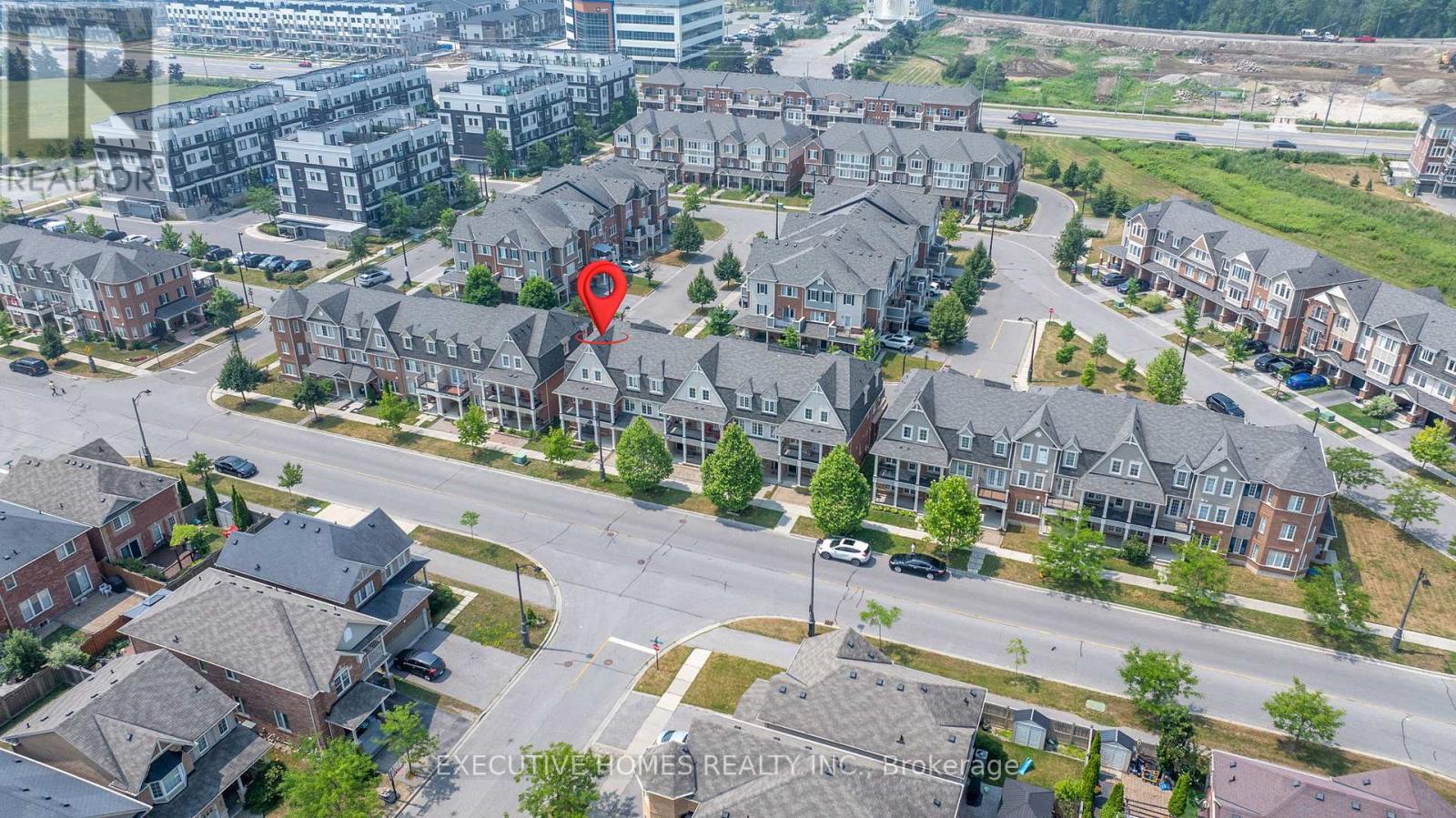 Photo 3 of 2478 William Jackson Drive, Pickering ON