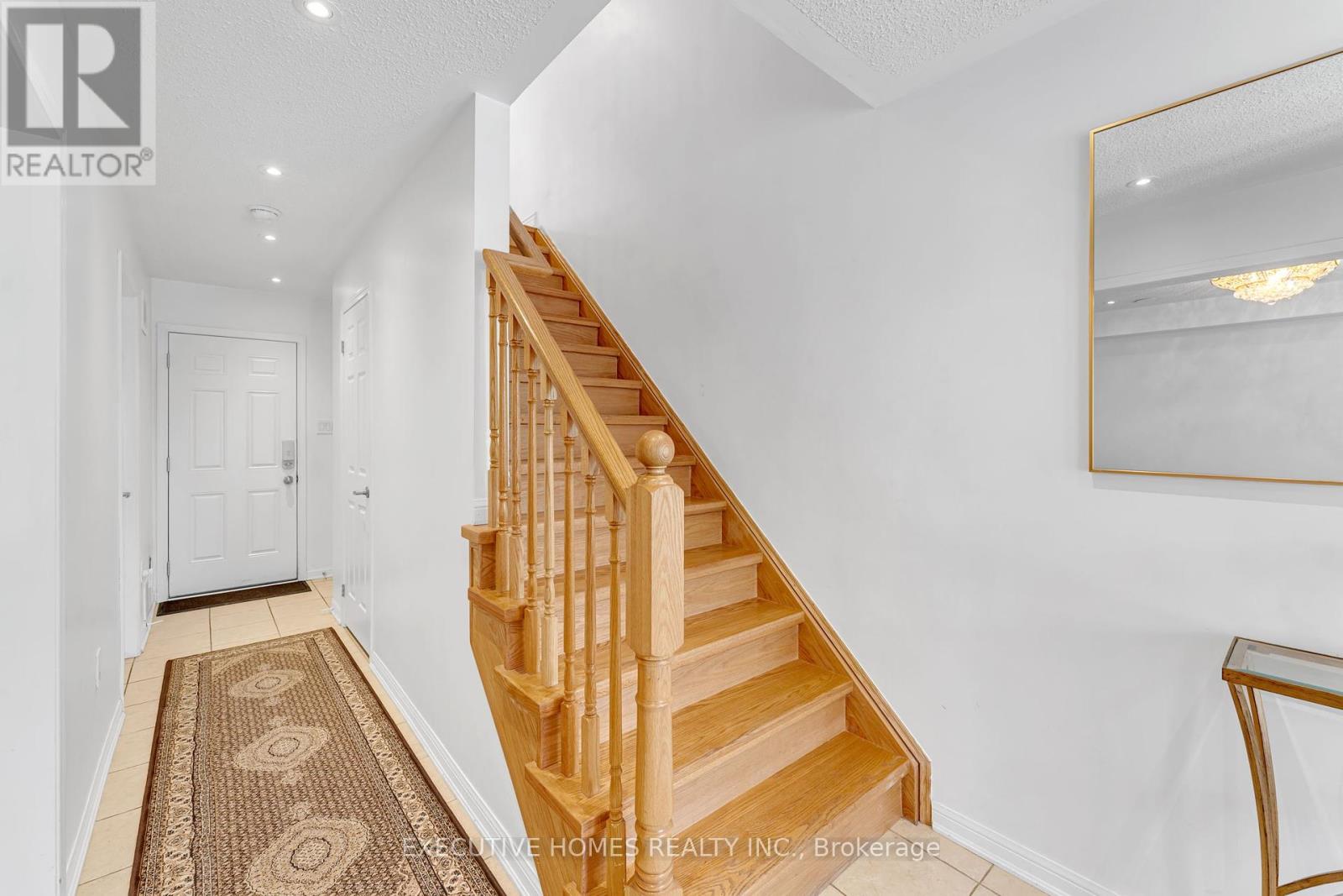 Photo 6 of 2478 William Jackson Drive, Pickering ON
