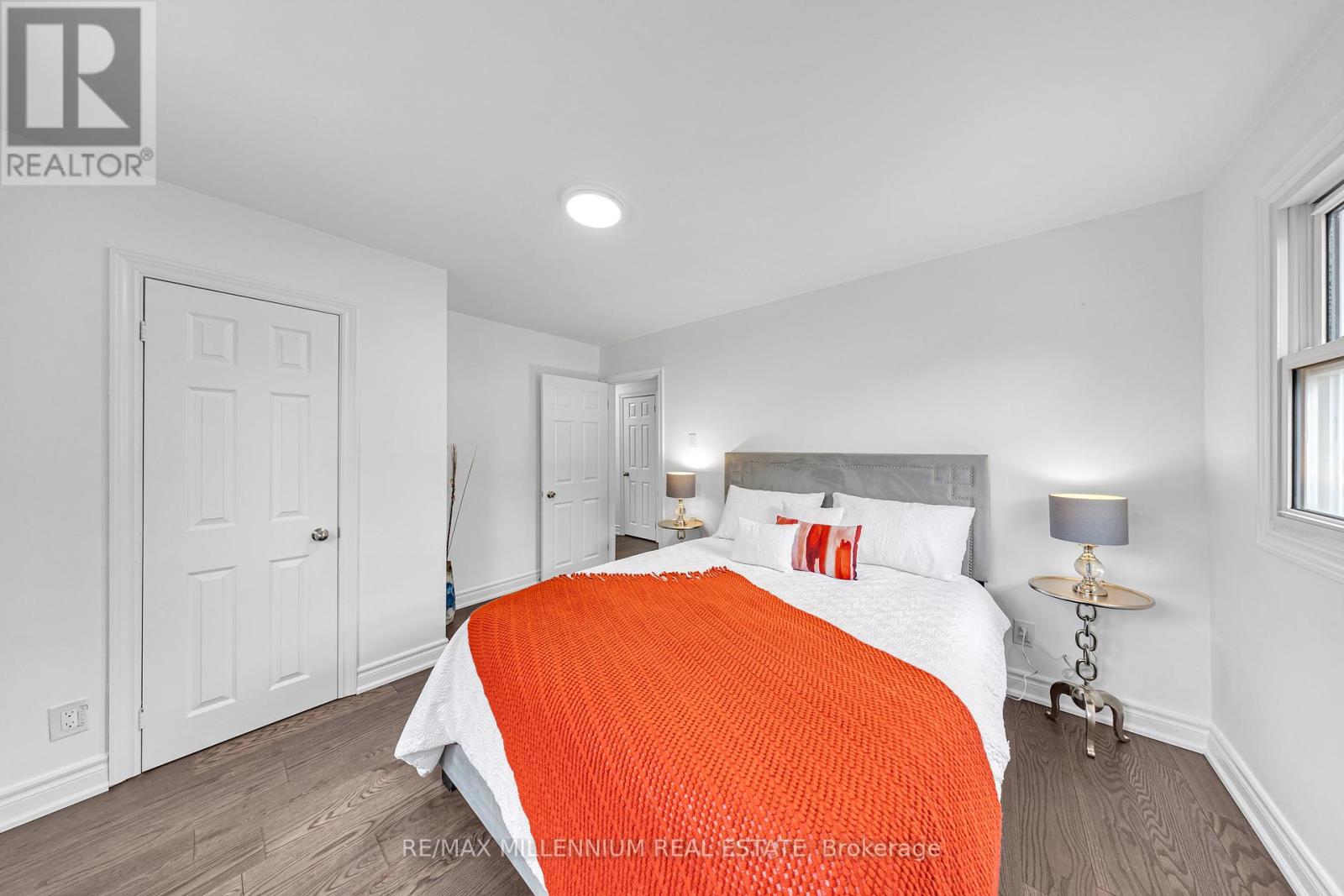 Photo 21 of 962 Midland Avenue, Toronto ON