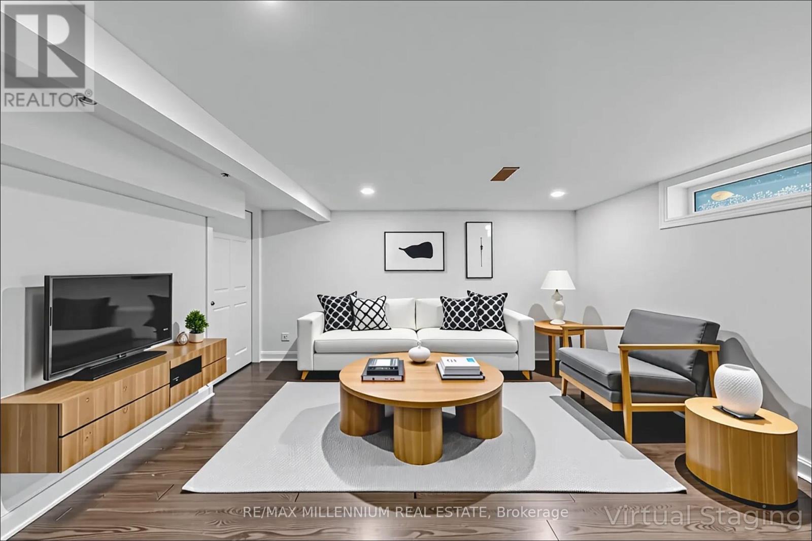 Photo 27 of 962 Midland Avenue, Toronto ON
