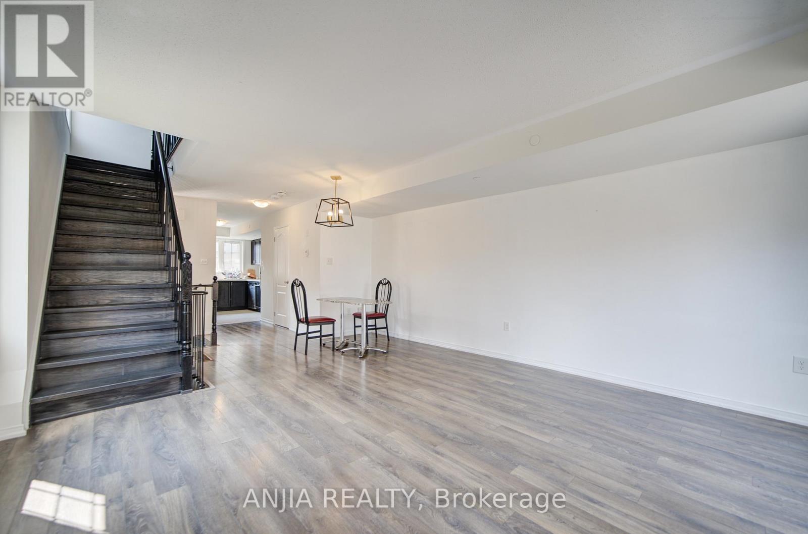 Photo 35 of 446 15 Filly Path, Oshawa ON