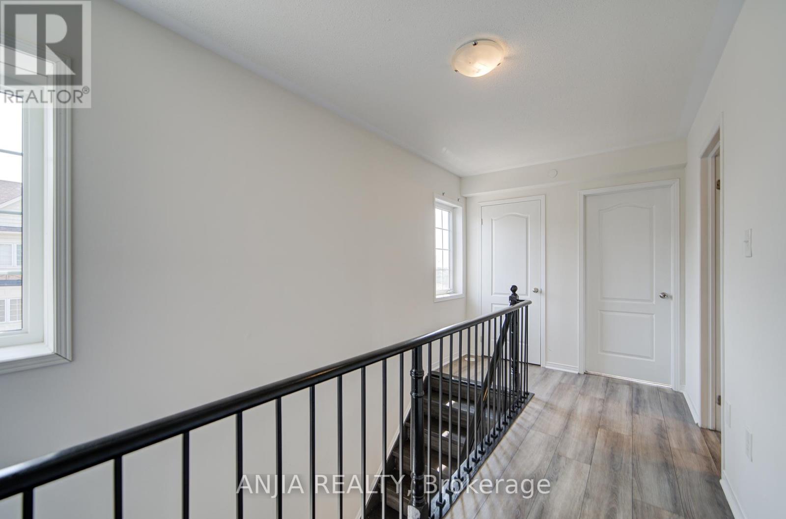 Photo 11 of 446 15 Filly Path, Oshawa ON