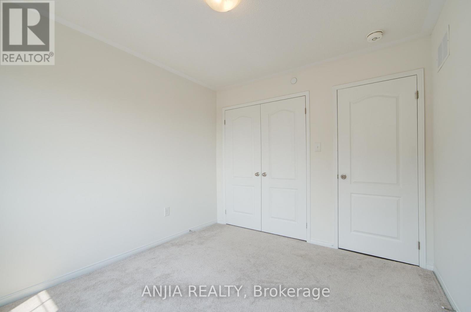 Photo 30 of 446 15 Filly Path, Oshawa ON