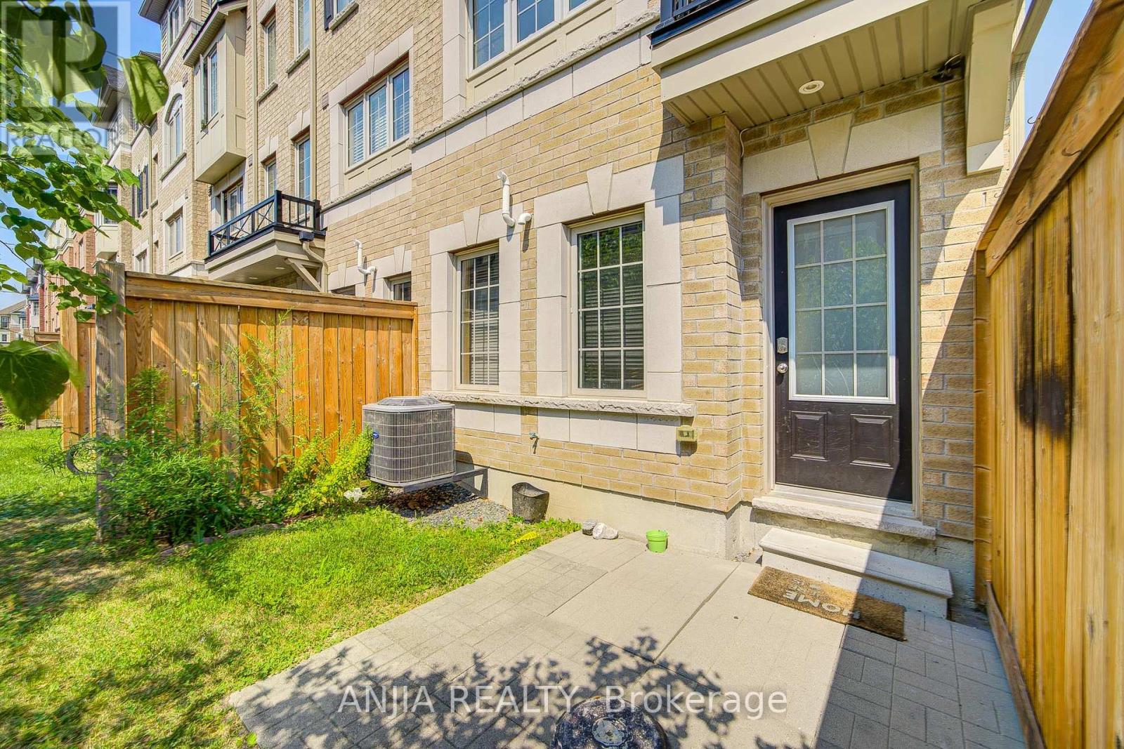 Photo 47 of 446 15 Filly Path, Oshawa ON