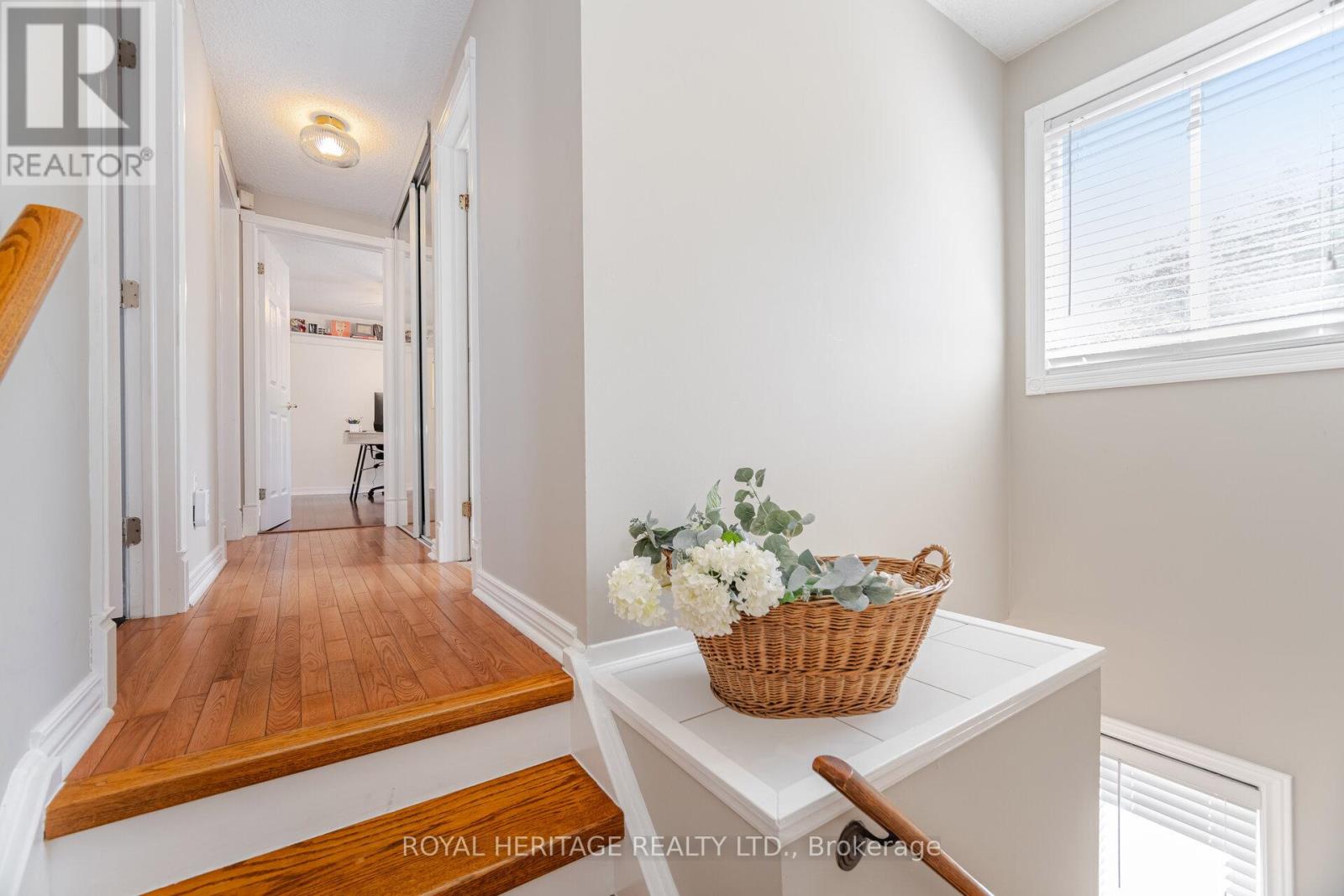 Photo 20 of 6 Field Crescent, Ajax ON