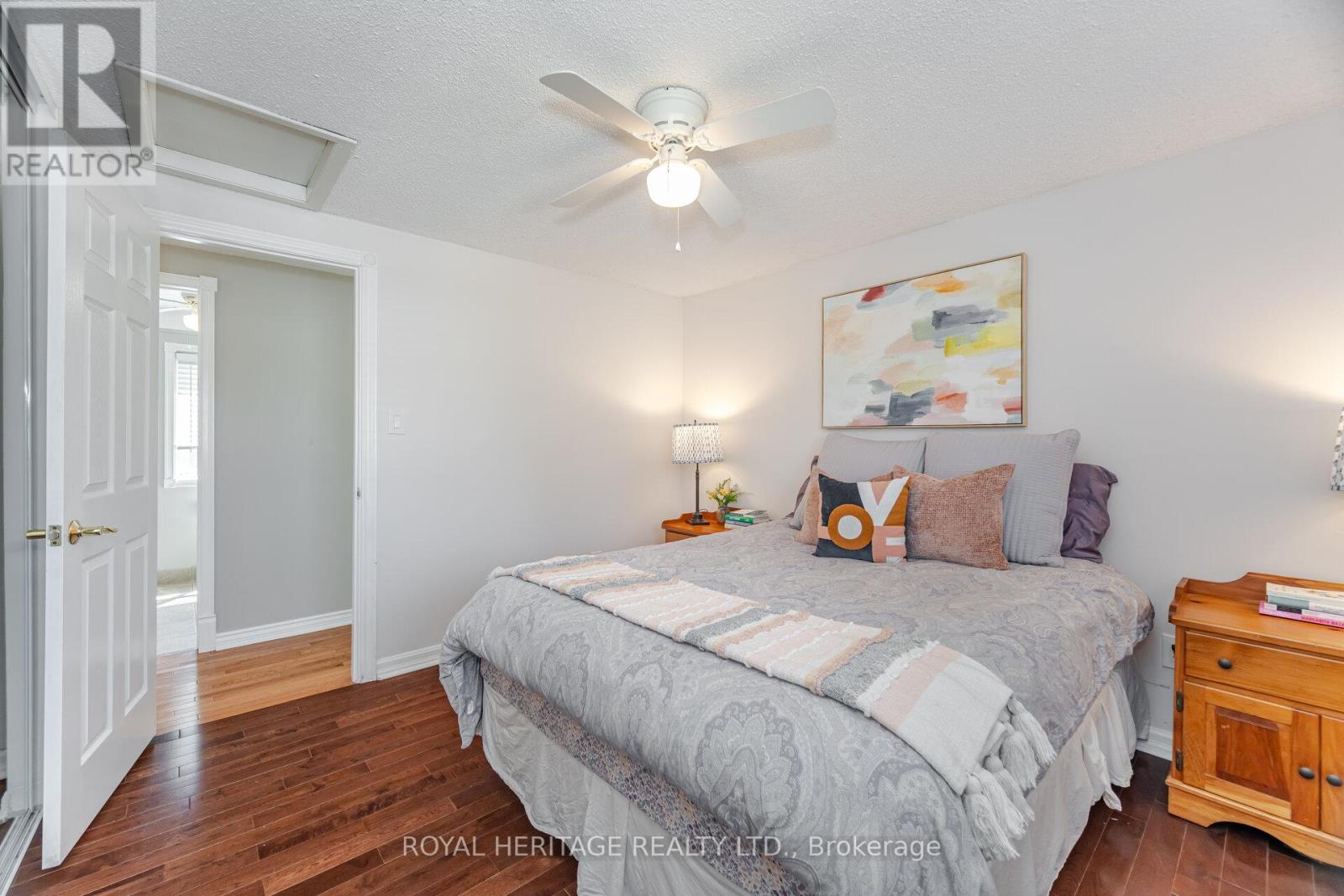 Photo 27 of 6 Field Crescent, Ajax ON