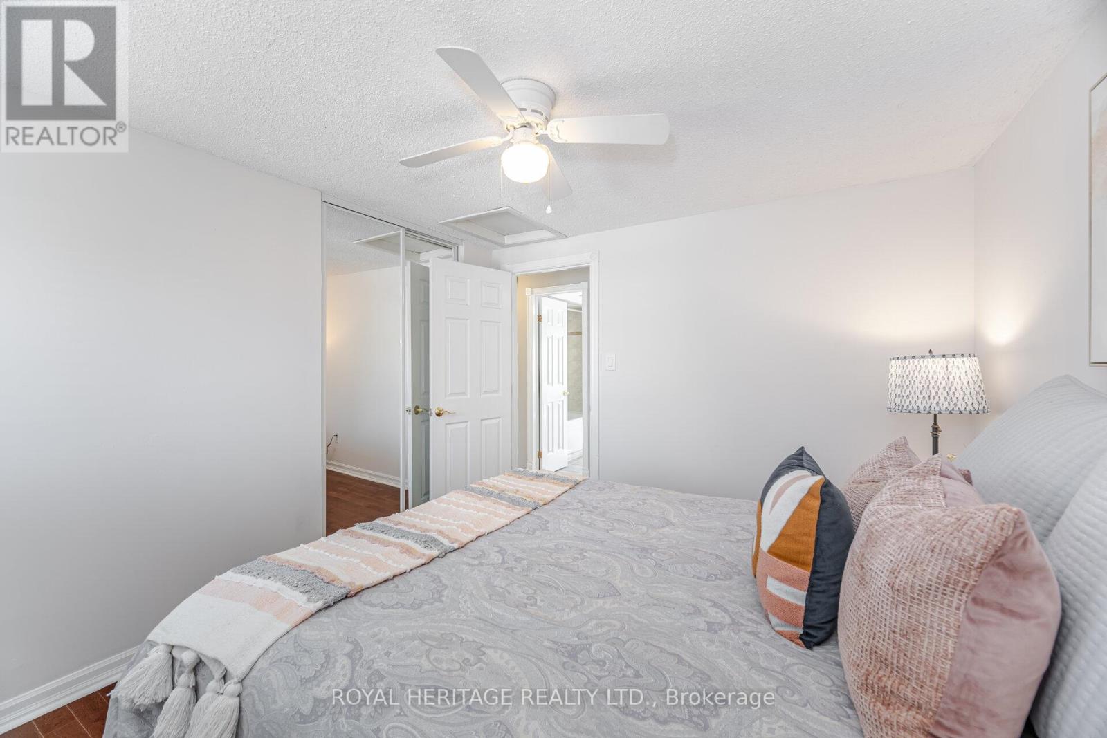 Photo 28 of 6 Field Crescent, Ajax ON
