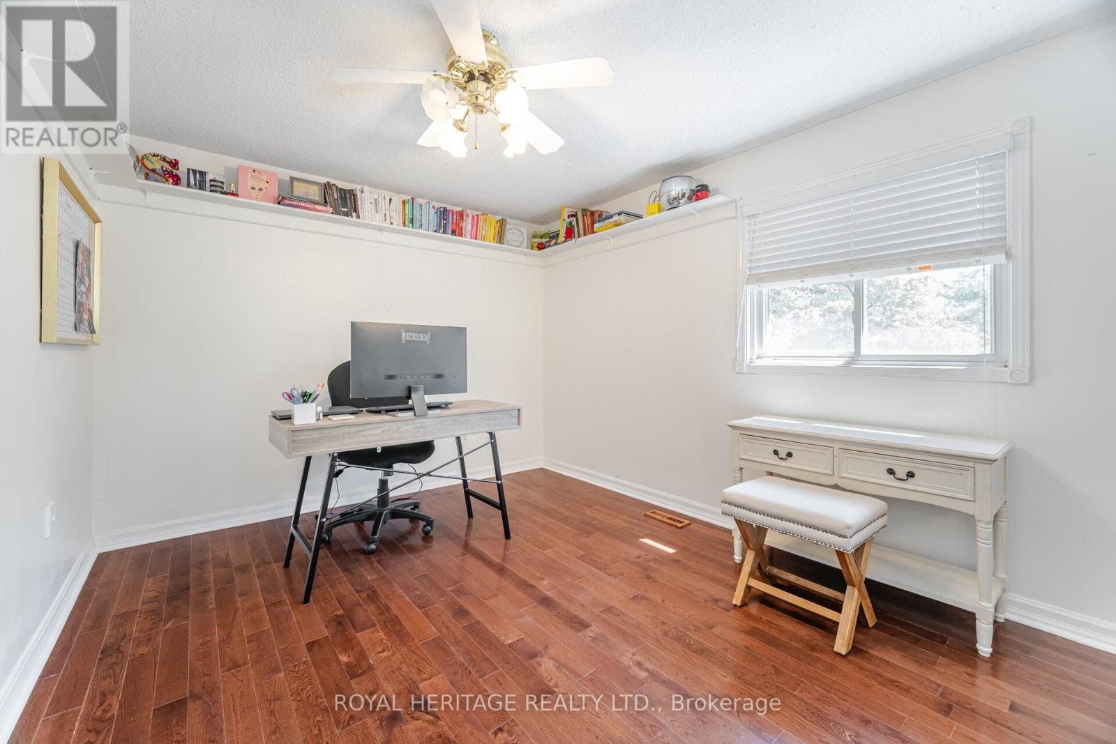 Photo 31 of 6 Field Crescent, Ajax ON