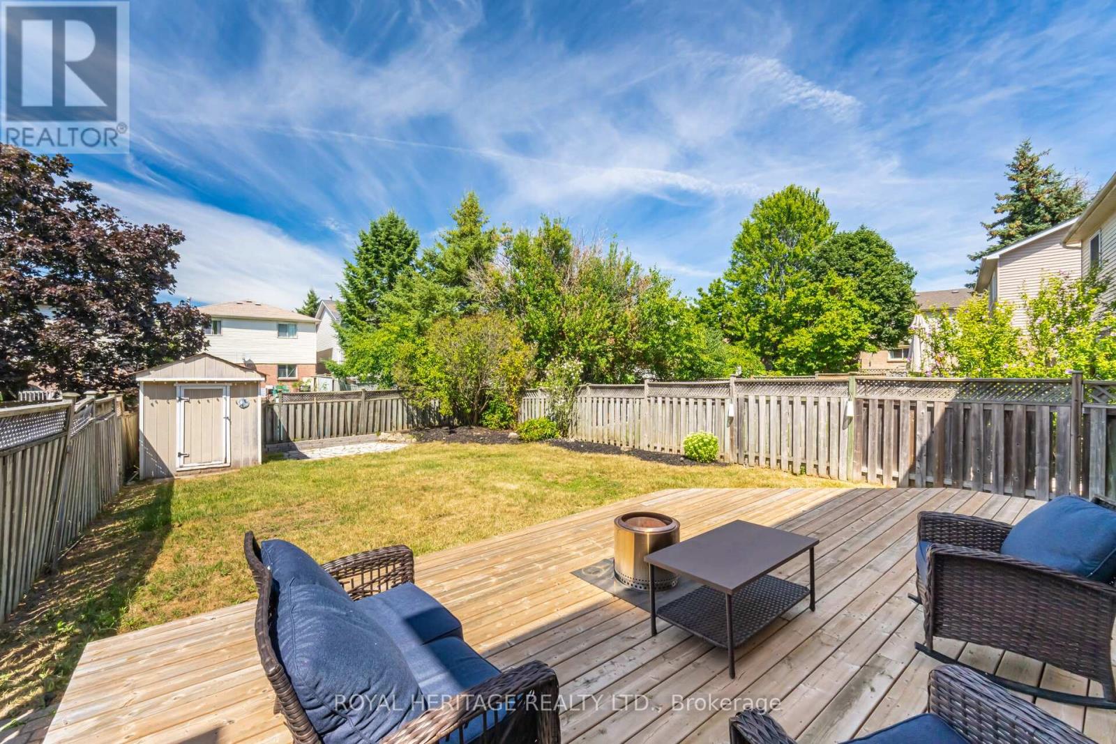Photo 44 of 6 Field Crescent, Ajax ON