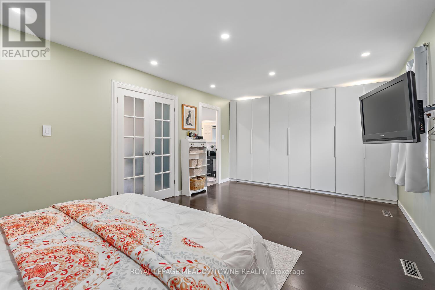 Photo 18 of 6963 Pamplona Mews, Mississauga ON