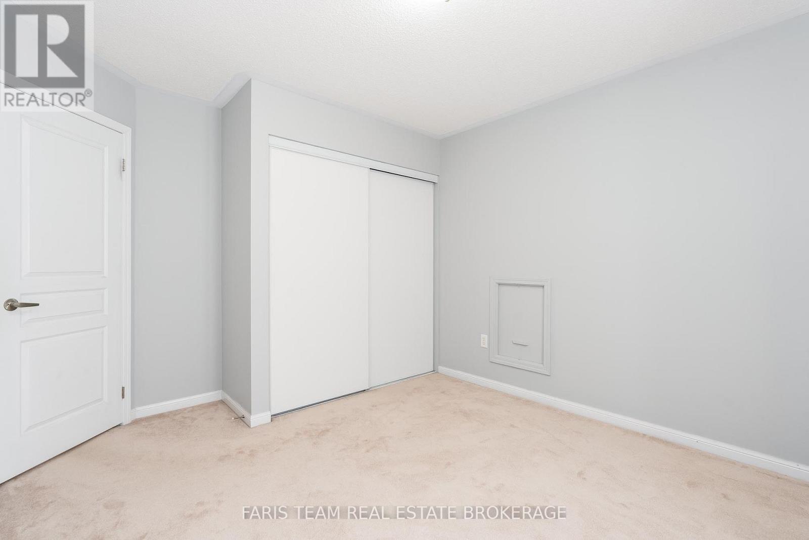 Photo 12 of 4 Callander Crescent, New Tecumseth ON