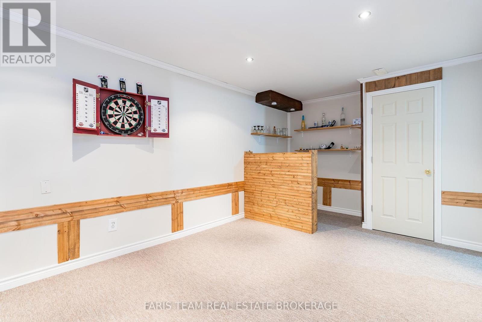 Photo 10 of 4 Callander Crescent, New Tecumseth ON