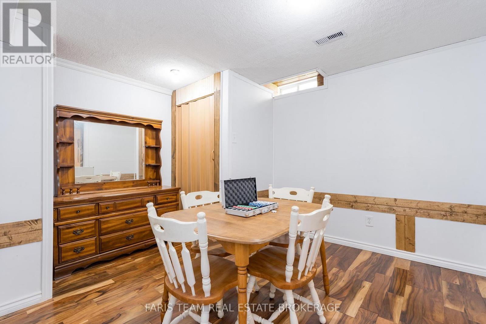 Photo 28 of 4 Callander Crescent, New Tecumseth ON