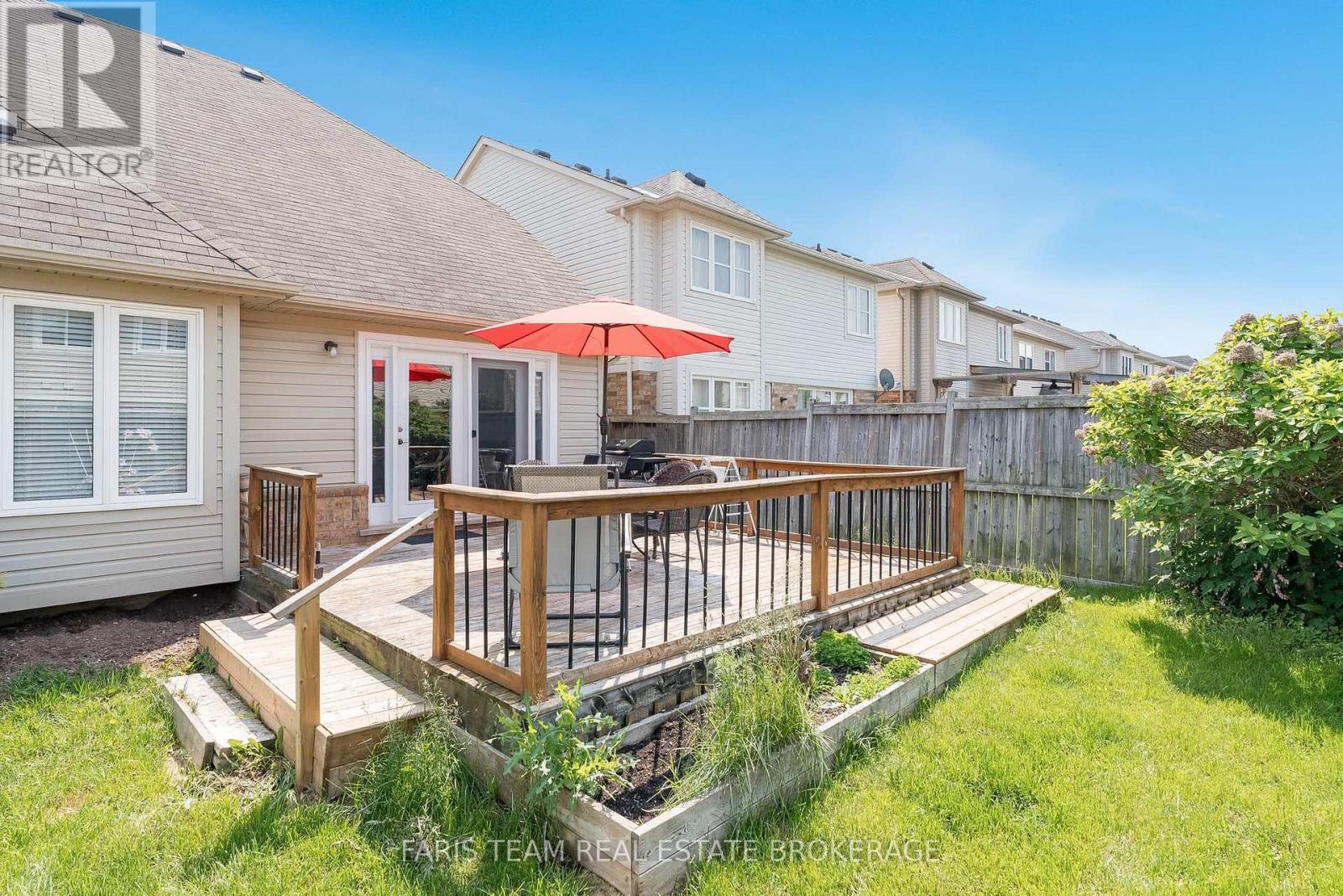 Photo 6 of 4 Callander Crescent, New Tecumseth ON