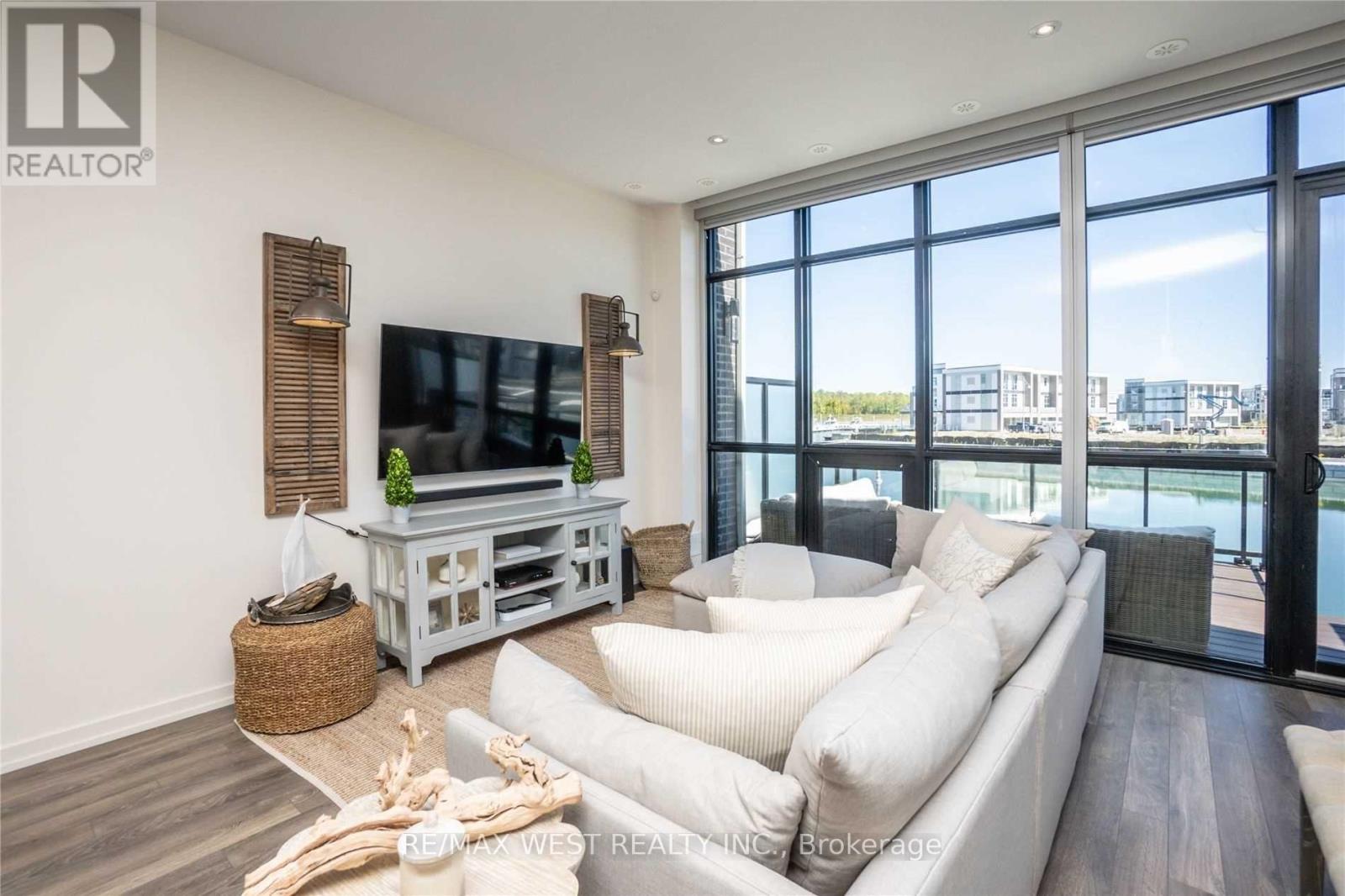 Photo 26 of 3795 Riva Avenue, Innisfil ON