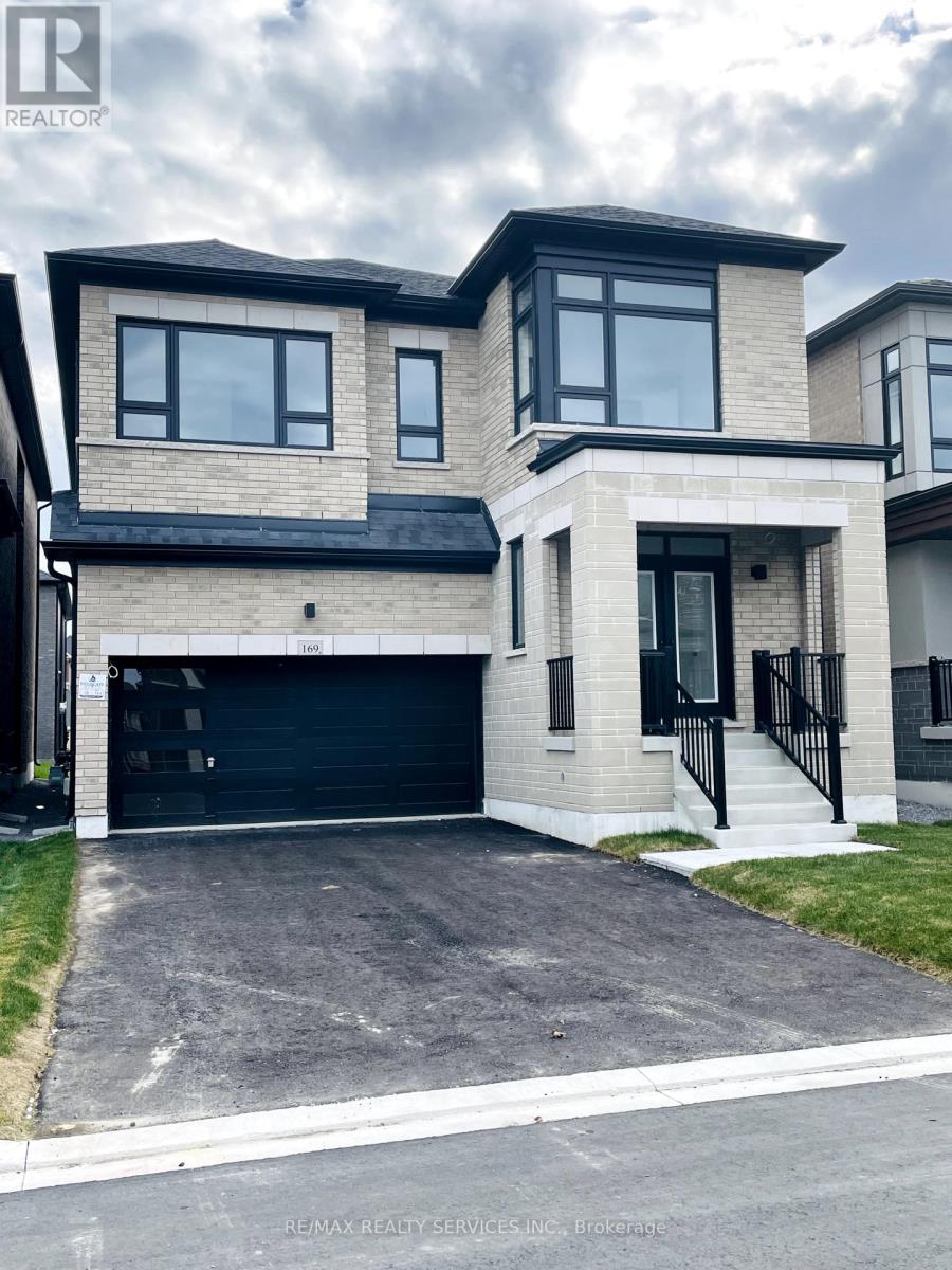 Photo 15 of 169 Wesmina Avenue, Whitchurchstouffville ON