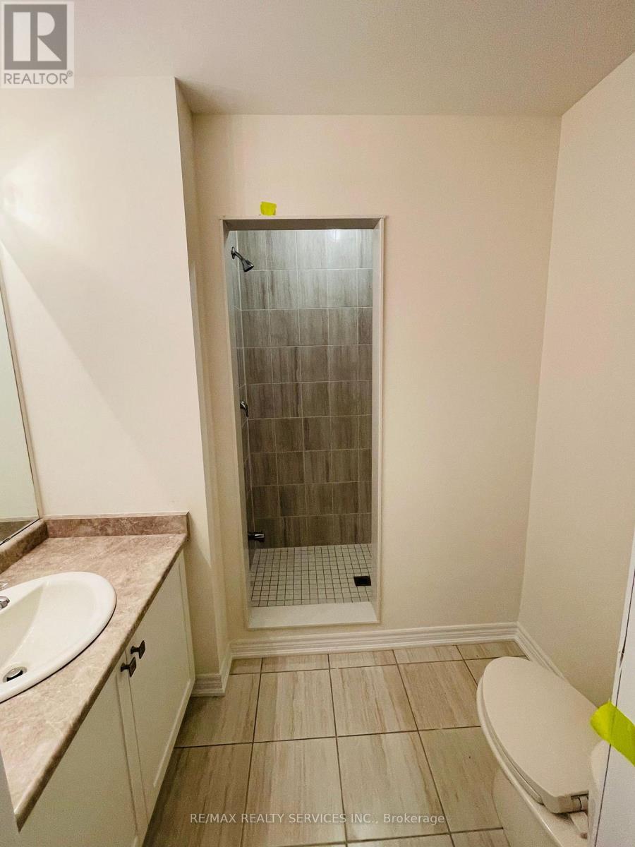 Photo 9 of 169 Wesmina Avenue, Whitchurchstouffville ON
