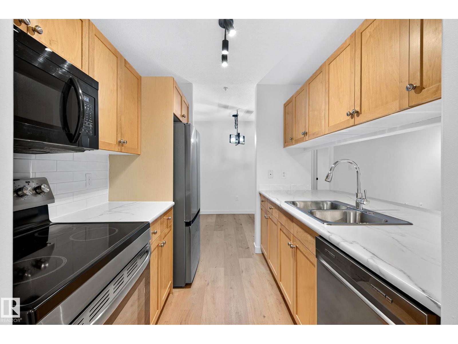 Photo 11 of 105 279 Suder Greens Dr Nw, Edmonton AB