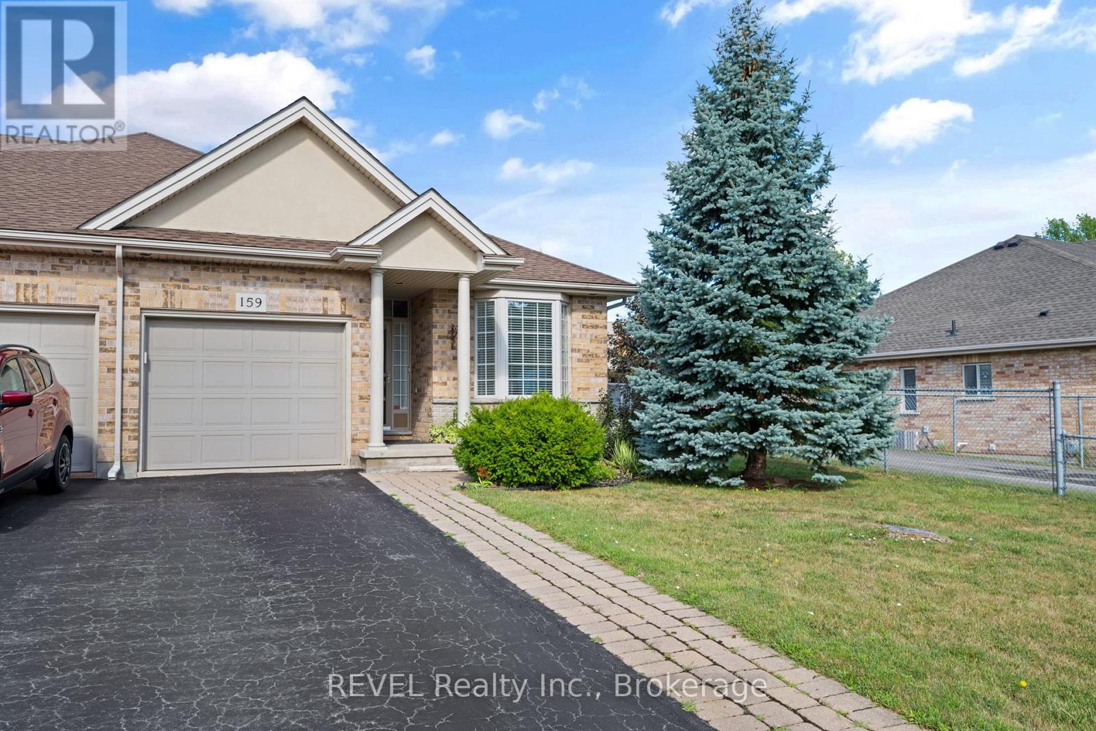 Photo 1 of 159 Willowlanding Court, Welland ON